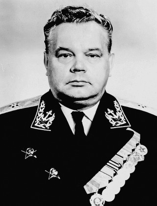 Новиков Евгений Дмитриевич.