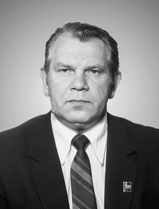 Петрушин Виктор Антонович.