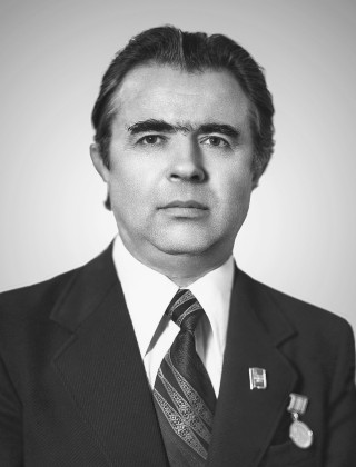 Ткаченко Анатолий Егорович.